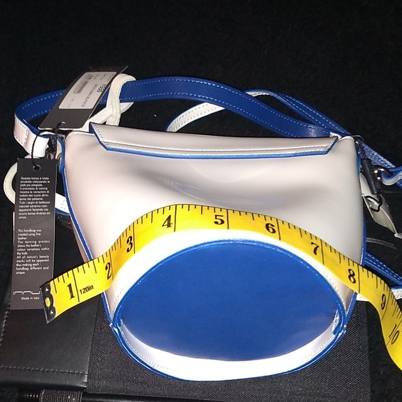 NWT Innue Crossbody Purse, Bucket, Patent Leather, Italian - Picture 7 of 12